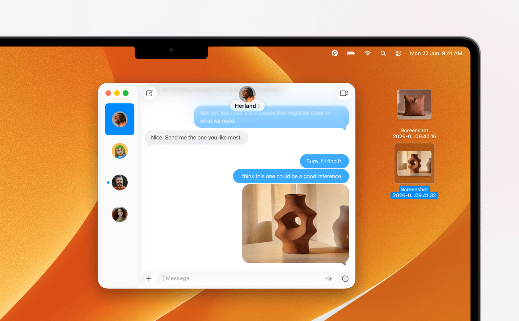 A screenshot pasted straight into a Messages conversation on a Mac, with two saved screenshot files still sitting on the desktop beside it
